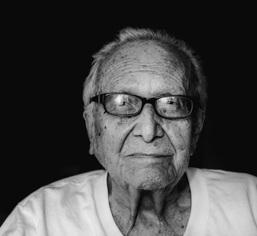 old man portrait wearing glasses